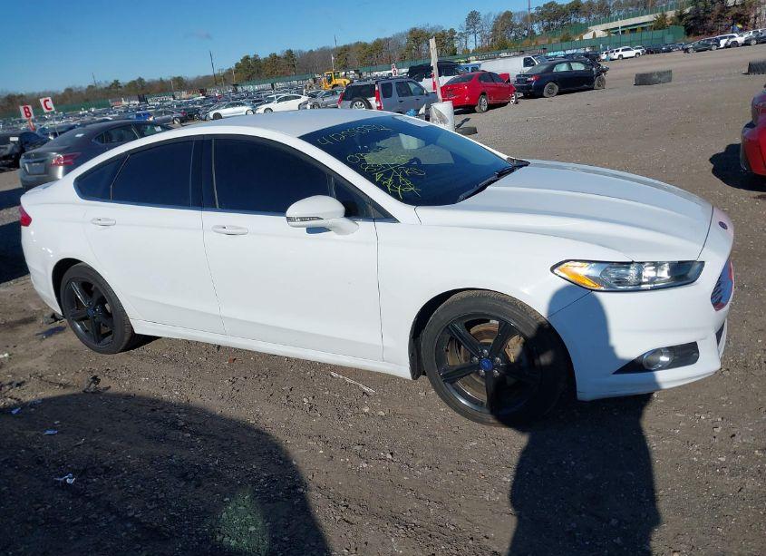 Photo 13 of 2016 Ford Fusion SE (VIN 3FA6P0H75GR272602)