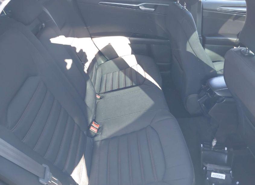 Photo 8 of 2016 Ford Fusion SE (VIN 3FA6P0H75GR272602)