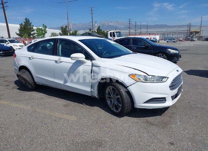 2016 Ford Fusion SE (VIN 3FA6P0H75GR284362) main photo