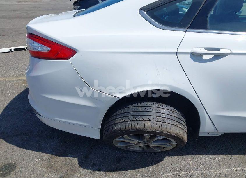 Photo 15 of 2016 Ford Fusion SE (VIN 3FA6P0H75GR284362)