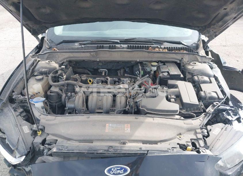 Photo 10 of 2016 Ford Fusion SE (VIN 3FA6P0H75GR286547)