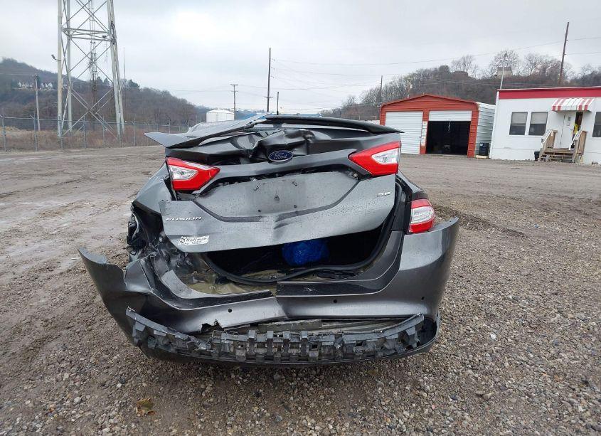 Photo 16 of 2016 Ford Fusion SE (VIN 3FA6P0H75GR336752)