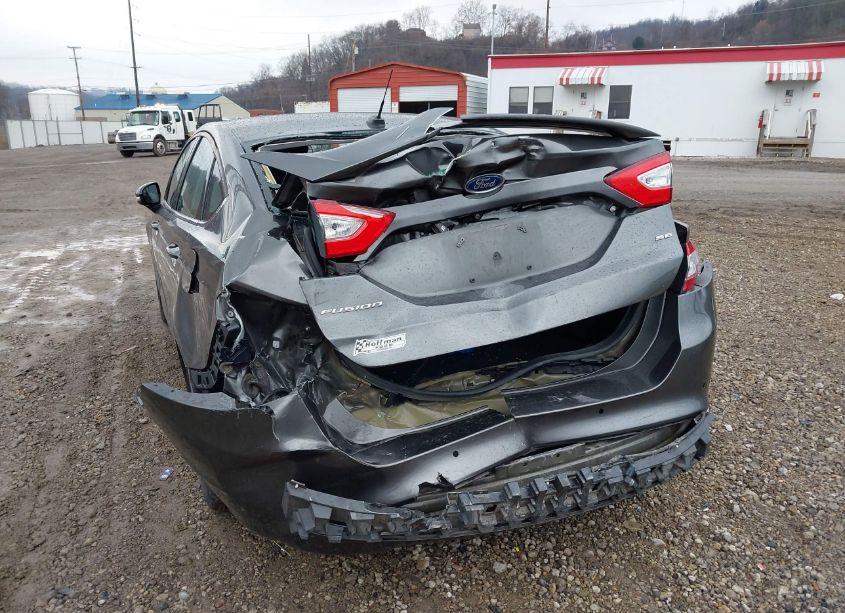 Photo 6 of 2016 Ford Fusion SE (VIN 3FA6P0H75GR336752)