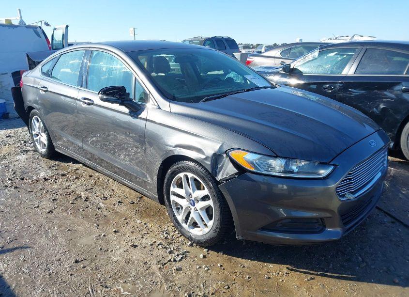 2016 Ford Fusion SE (VIN 3FA6P0H75GR358413) main photo