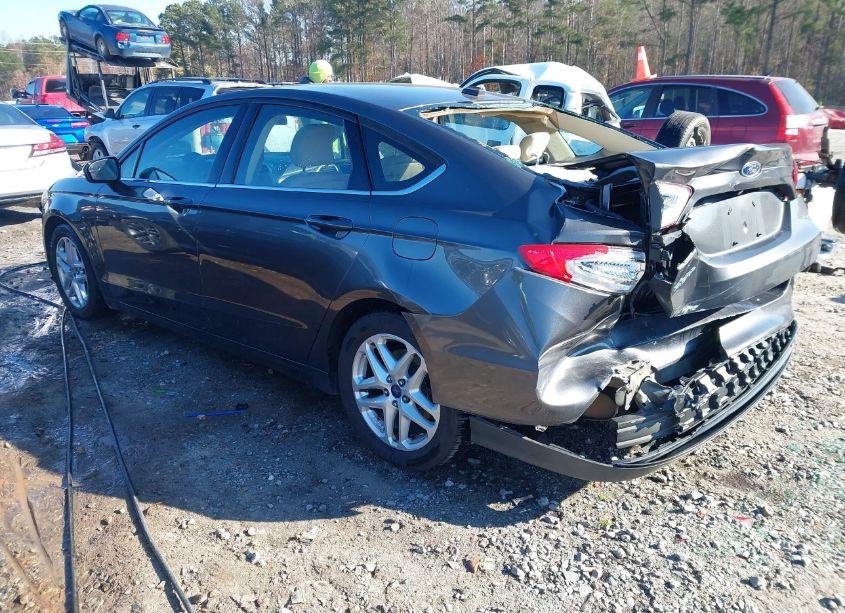 Photo 3 of 2016 Ford Fusion SE (VIN 3FA6P0H75GR358413)