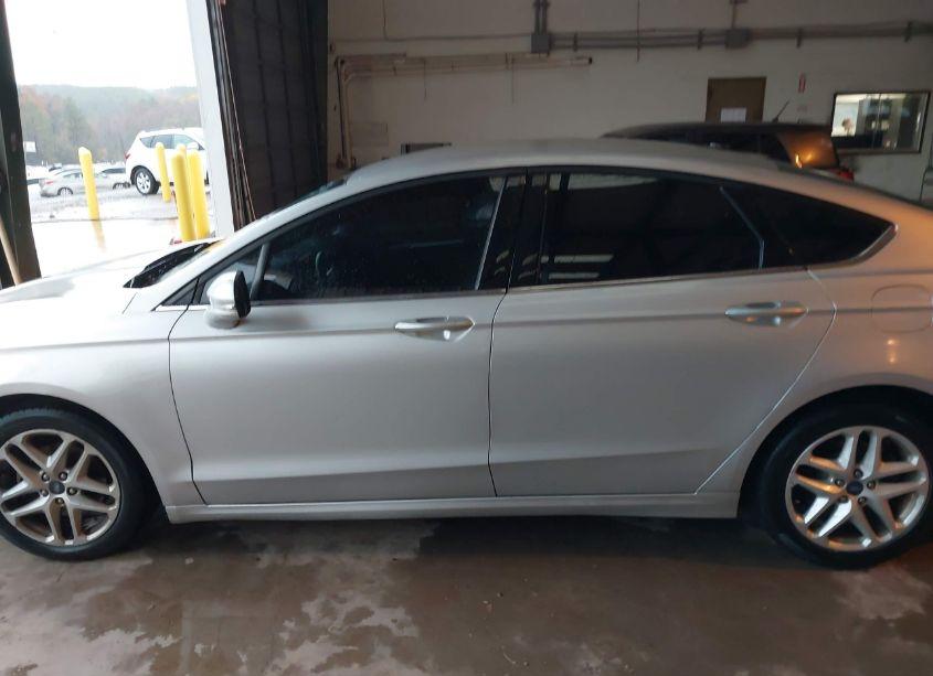 Photo 14 of 2016 Ford Fusion SE (VIN 3FA6P0H75GR359965)