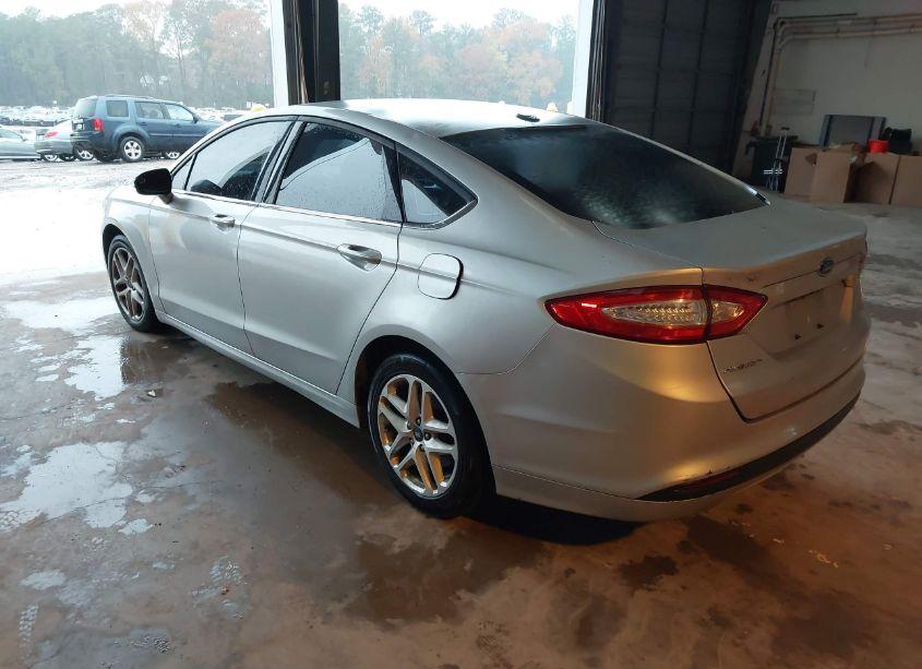 Photo 3 of 2016 Ford Fusion SE (VIN 3FA6P0H75GR359965)