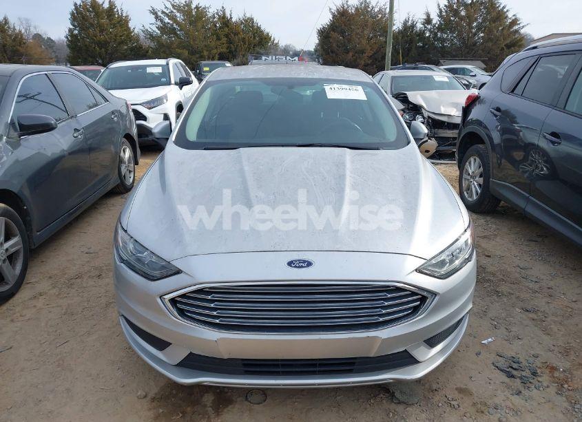 Photo 12 of 2017 Ford Fusion SE (VIN 3FA6P0H75HR107621)