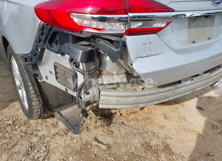 Photo 6 of 2017 Ford Fusion SE (VIN 3FA6P0H75HR107621)