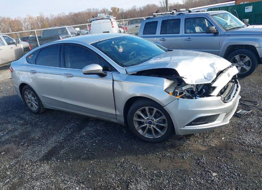 Photo 13 of 2017 Ford Fusion SE (VIN 3FA6P0H75HR150453)