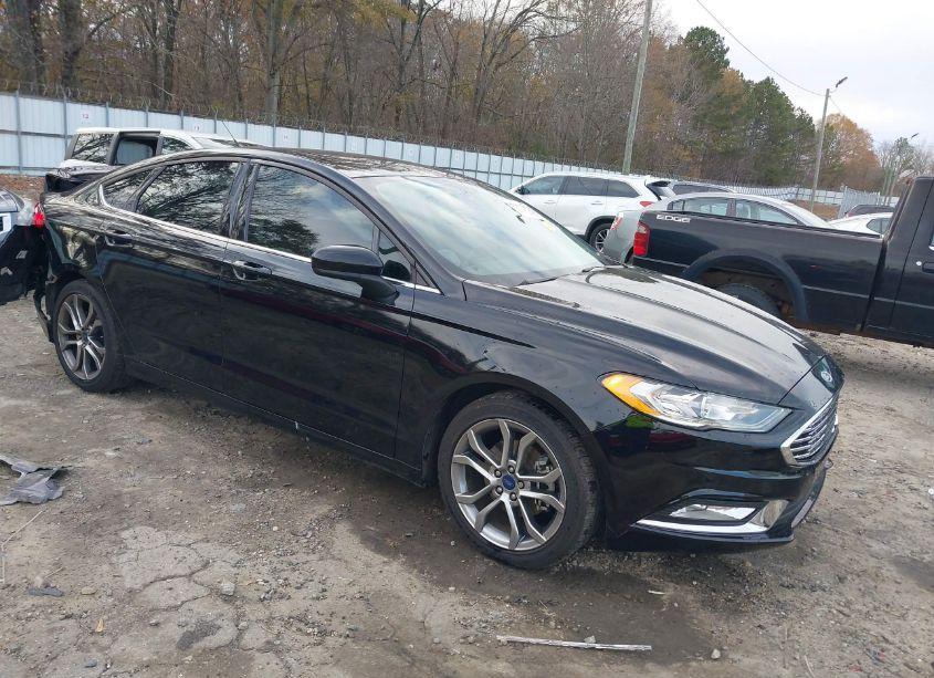 2017 Ford Fusion SE (VIN 3FA6P0H75HR198650) main photo