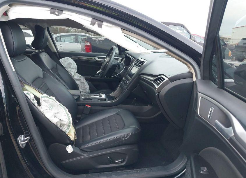 Photo 5 of 2017 Ford Fusion SE (VIN 3FA6P0H75HR198650)