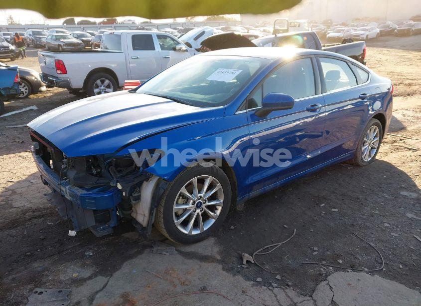 Photo 2 of 2017 Ford Fusion SE (VIN 3FA6P0H75HR258295)