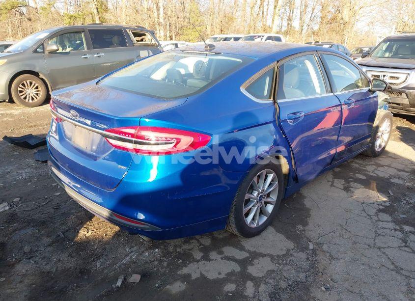 Photo 4 of 2017 Ford Fusion SE (VIN 3FA6P0H75HR258295)