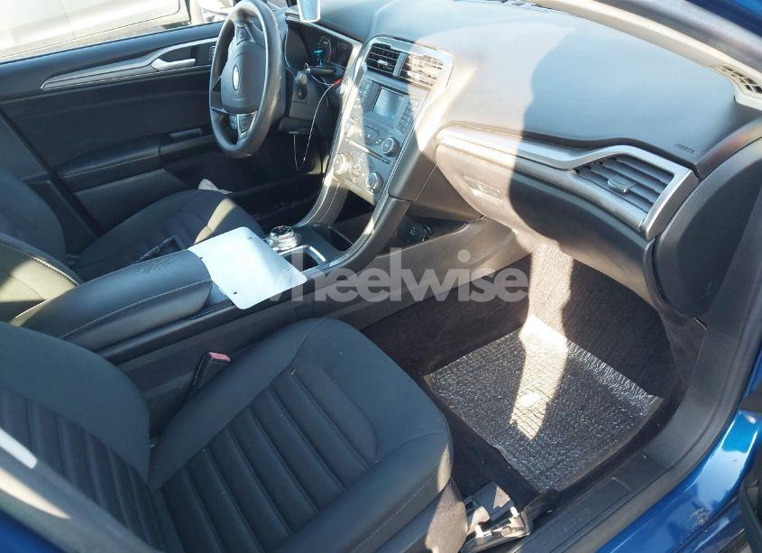 Photo 5 of 2017 Ford Fusion SE (VIN 3FA6P0H75HR258295)