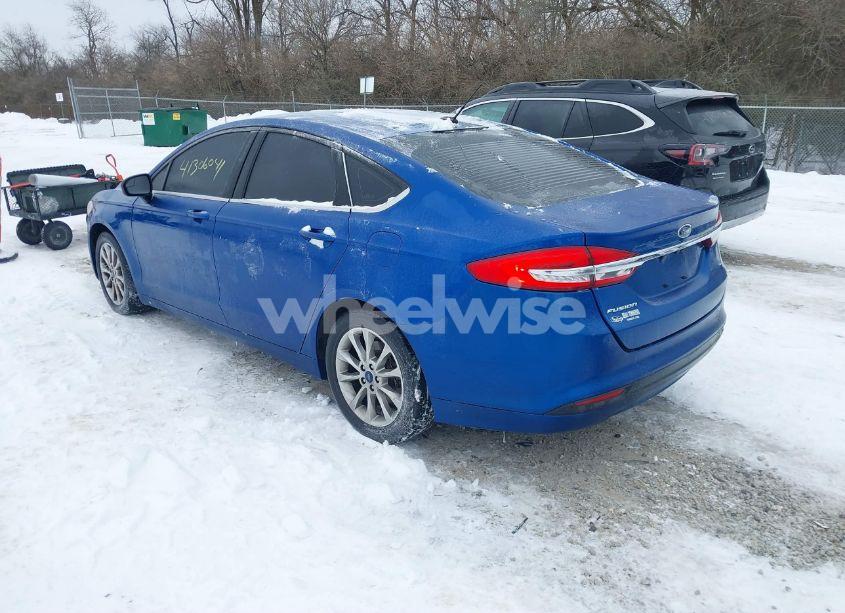 Photo 3 of 2017 Ford Fusion SE (VIN 3FA6P0H75HR287330)