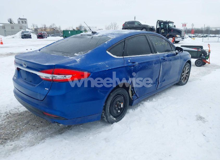 Photo 4 of 2017 Ford Fusion SE (VIN 3FA6P0H75HR287330)