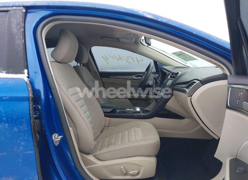 Photo 5 of 2017 Ford Fusion SE (VIN 3FA6P0H75HR287330)