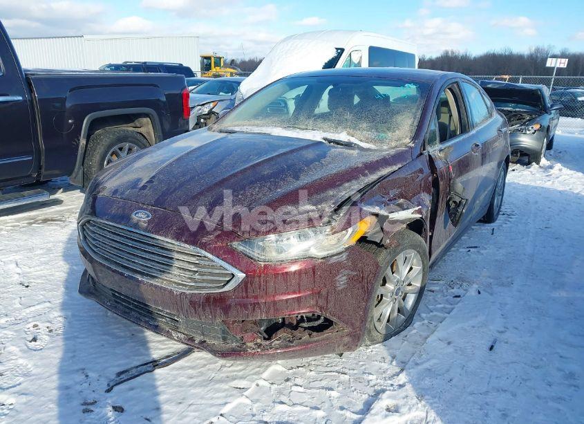 Photo 2 of 2017 Ford Fusion SE (VIN 3FA6P0H75HR290888)