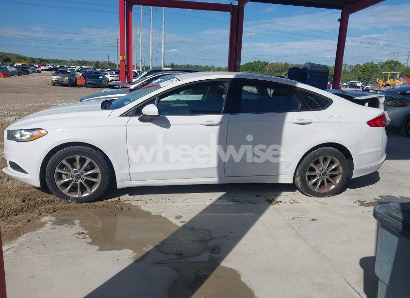 Photo 14 of 2017 Ford Fusion SE (VIN 3FA6P0H75HR337112)
