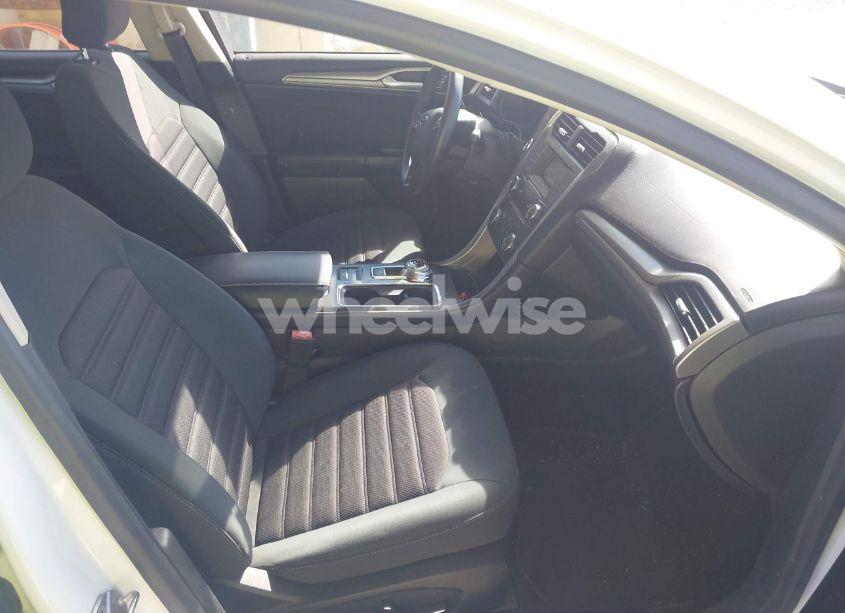 Photo 5 of 2017 Ford Fusion SE (VIN 3FA6P0H75HR337112)