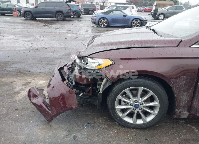 Photo 6 of 2017 Ford Fusion SE (VIN 3FA6P0H75HR348577)