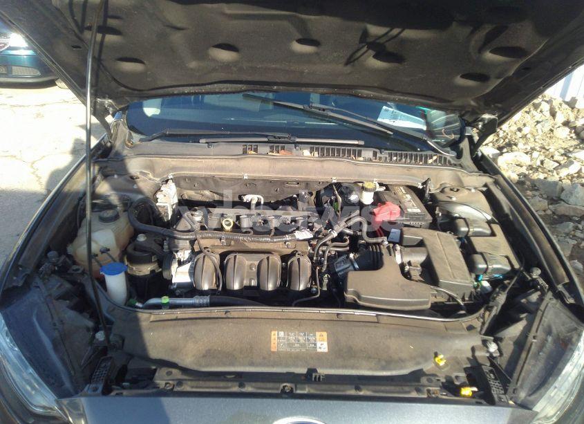 Photo 10 of 2018 Ford Fusion SE (VIN 3FA6P0H75JR174550)