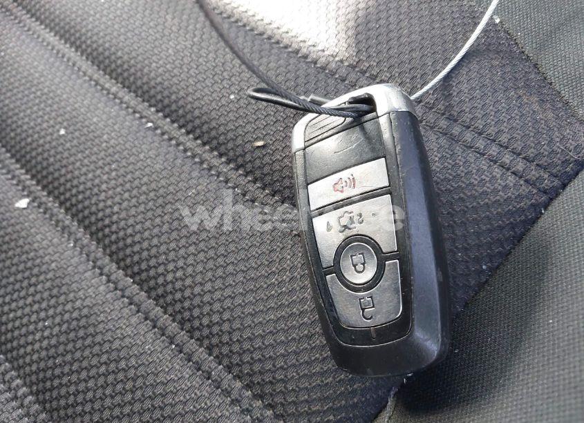 Photo 11 of 2018 Ford Fusion SE (VIN 3FA6P0H75JR175844)