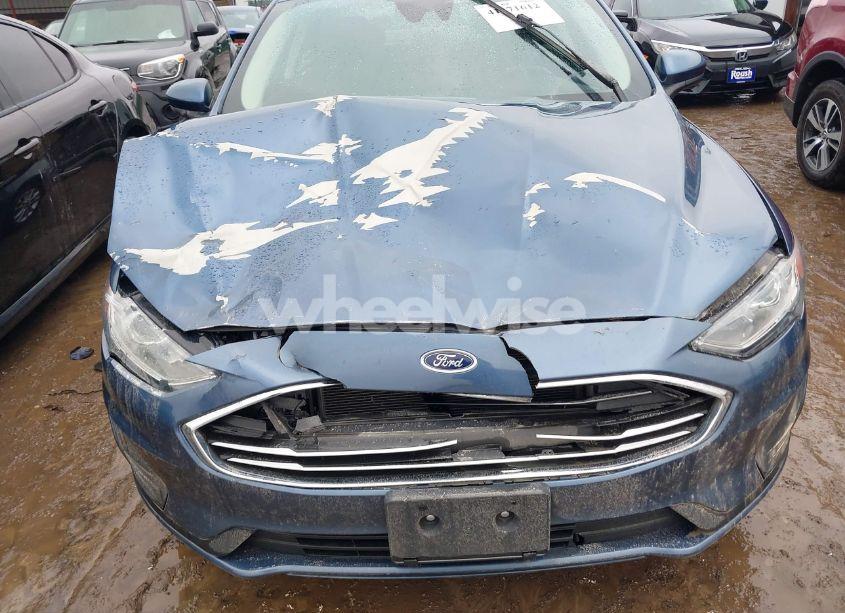 Photo 6 of 2019 Ford Fusion SE (VIN 3FA6P0H75KR122403)