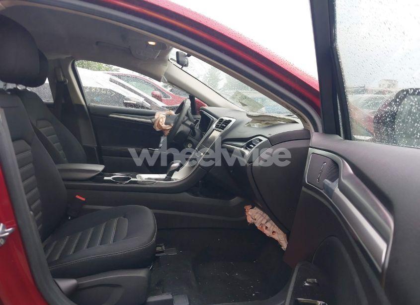 Photo 5 of 2013 Ford Fusion SE (VIN 3FA6P0H76DR107010)