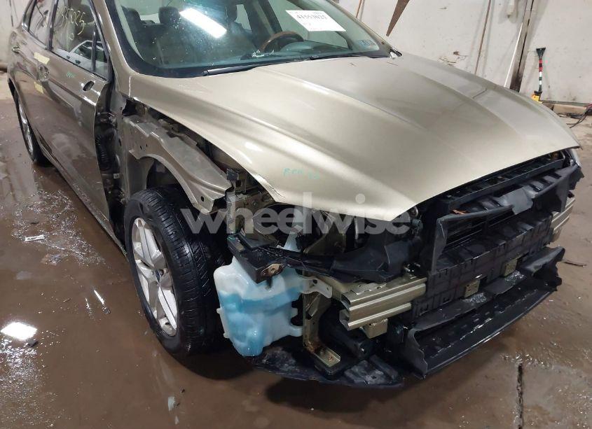 Photo 6 of 2013 Ford Fusion SE (VIN 3FA6P0H76DR114524)