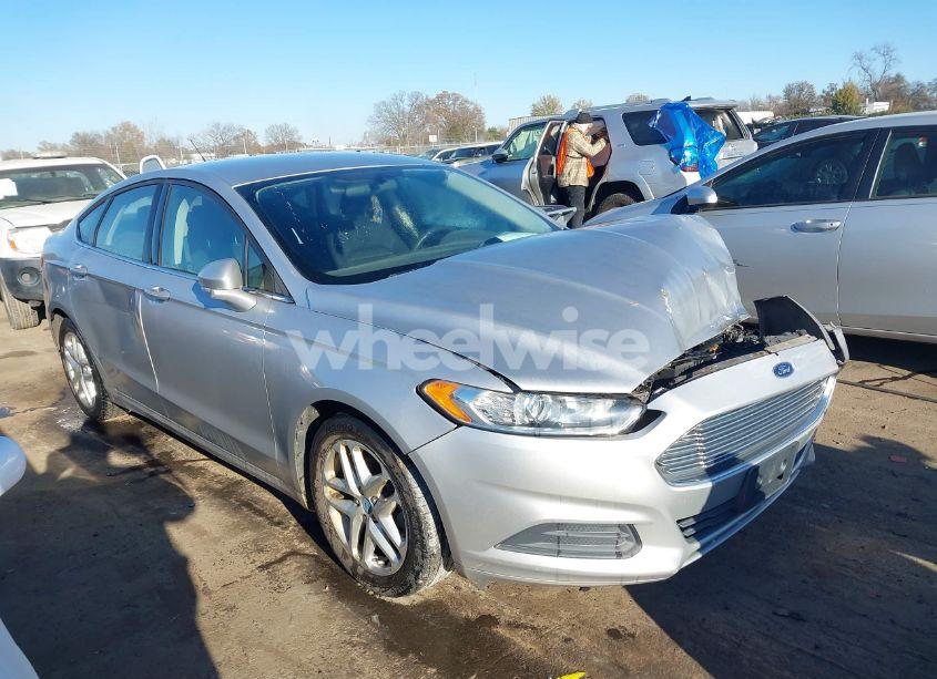 2013 Ford Fusion SE (VIN 3FA6P0H76DR122476) main photo