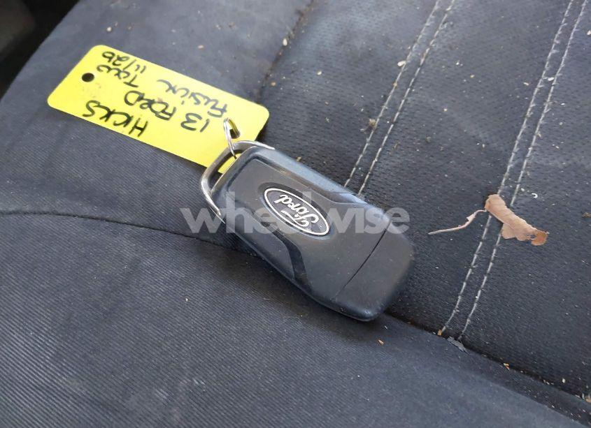 Photo 11 of 2013 Ford Fusion SE (VIN 3FA6P0H76DR122476)