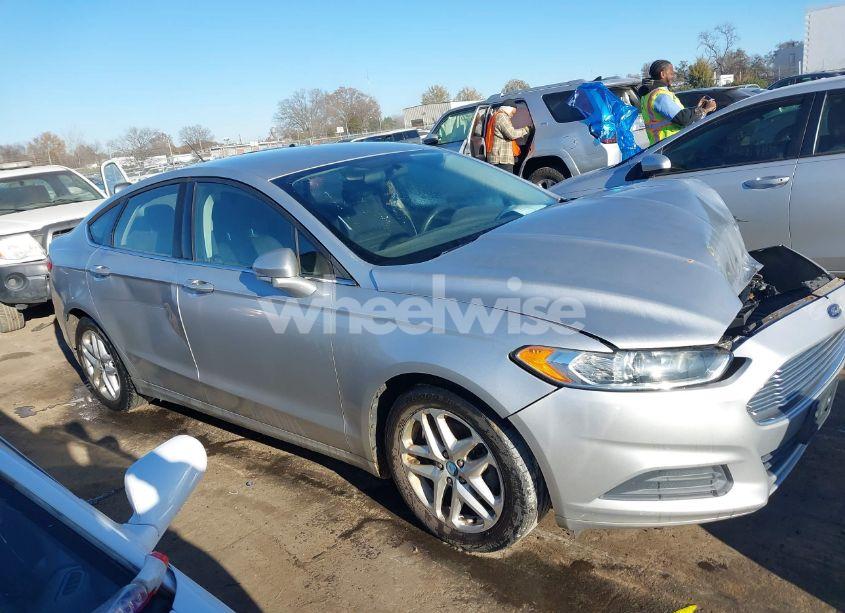 Photo 13 of 2013 Ford Fusion SE (VIN 3FA6P0H76DR122476)