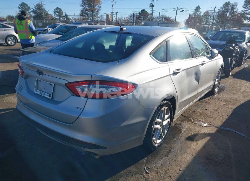 Photo 4 of 2013 Ford Fusion SE (VIN 3FA6P0H76DR122476)