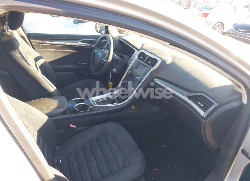 Photo 5 of 2013 Ford Fusion SE (VIN 3FA6P0H76DR122476)