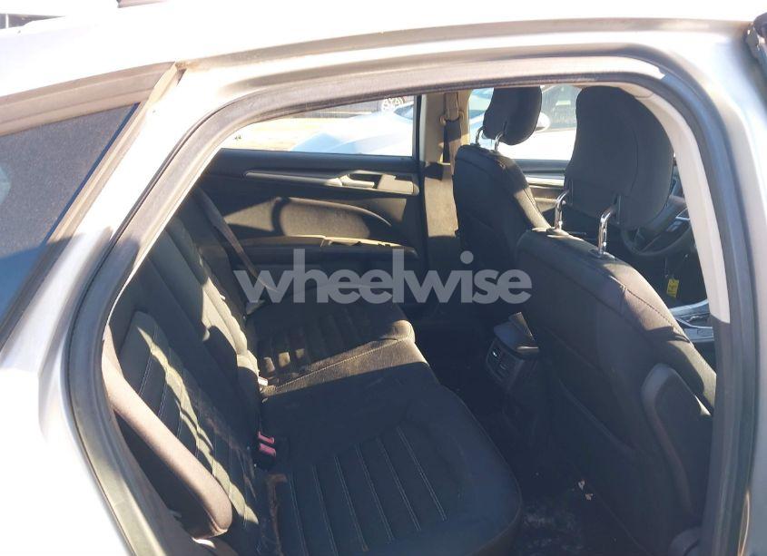 Photo 8 of 2013 Ford Fusion SE (VIN 3FA6P0H76DR122476)