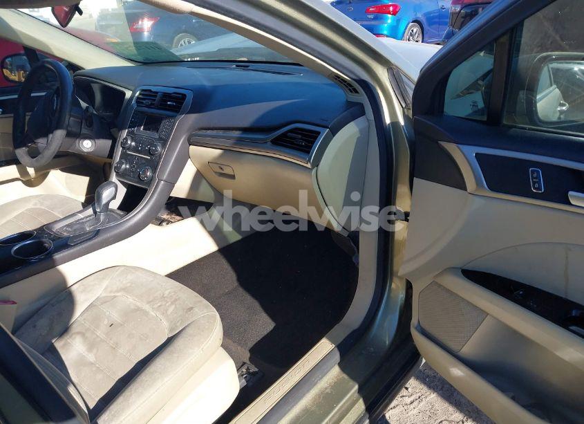 Photo 5 of 2013 Ford Fusion SE (VIN 3FA6P0H76DR146504)