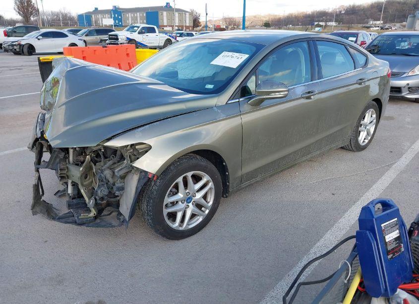 Photo 2 of 2013 Ford Fusion SE (VIN 3FA6P0H76DR168986)