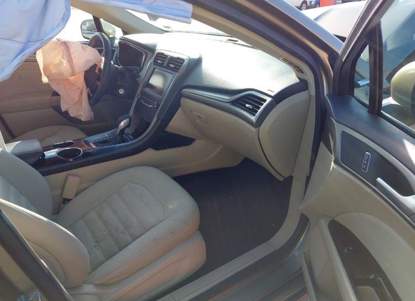 Photo 5 of 2013 Ford Fusion SE (VIN 3FA6P0H76DR168986)