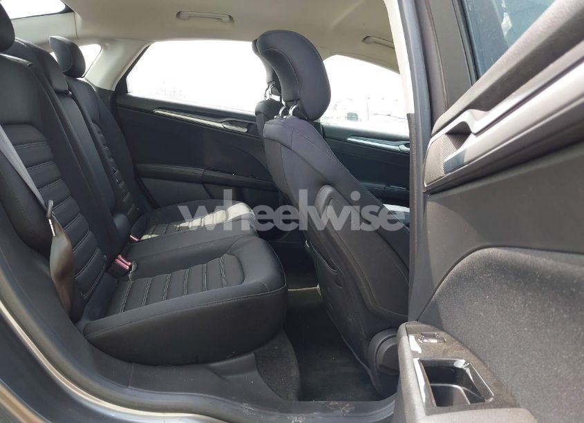 Photo 8 of 2013 Ford Fusion SE (VIN 3FA6P0H76DR193547)