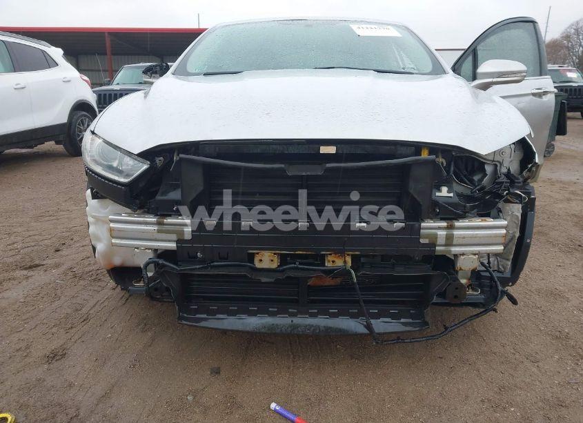 Photo 6 of 2013 Ford Fusion SE (VIN 3FA6P0H76DR262091)