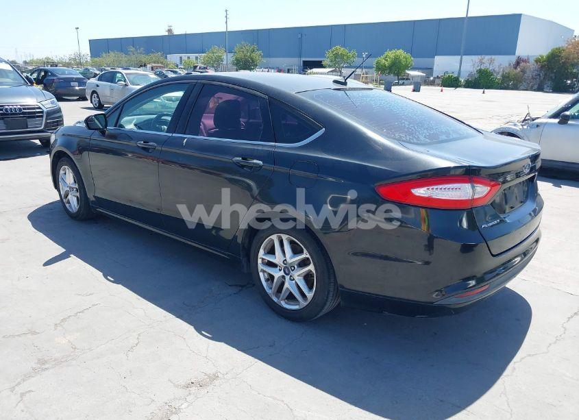 Photo 3 of 2013 Ford Fusion SE (VIN 3FA6P0H76DR312052)