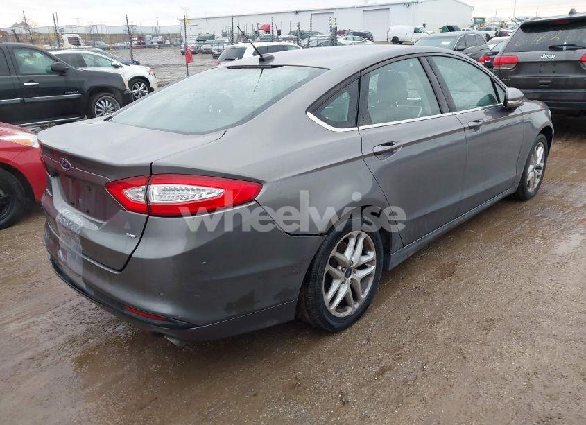 Photo 4 of 2013 Ford Fusion SE (VIN 3FA6P0H76DR326923)
