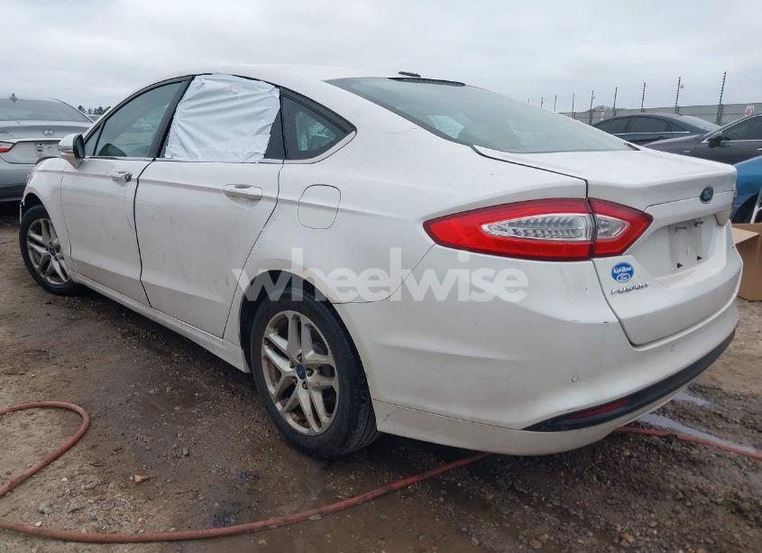 Photo 3 of 2013 Ford Fusion SE (VIN 3FA6P0H76DR387124)