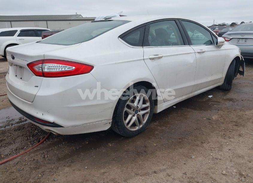Photo 4 of 2013 Ford Fusion SE (VIN 3FA6P0H76DR387124)