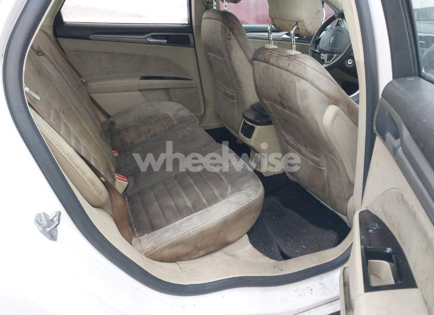 Photo 8 of 2013 Ford Fusion SE (VIN 3FA6P0H76DR387124)