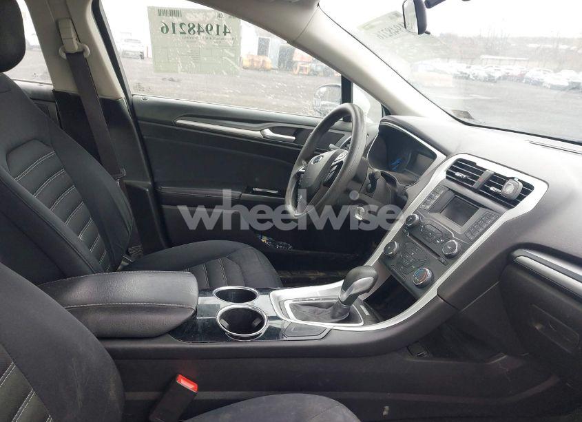 Photo 5 of 2014 Ford Fusion SE (VIN 3FA6P0H76ER115562)