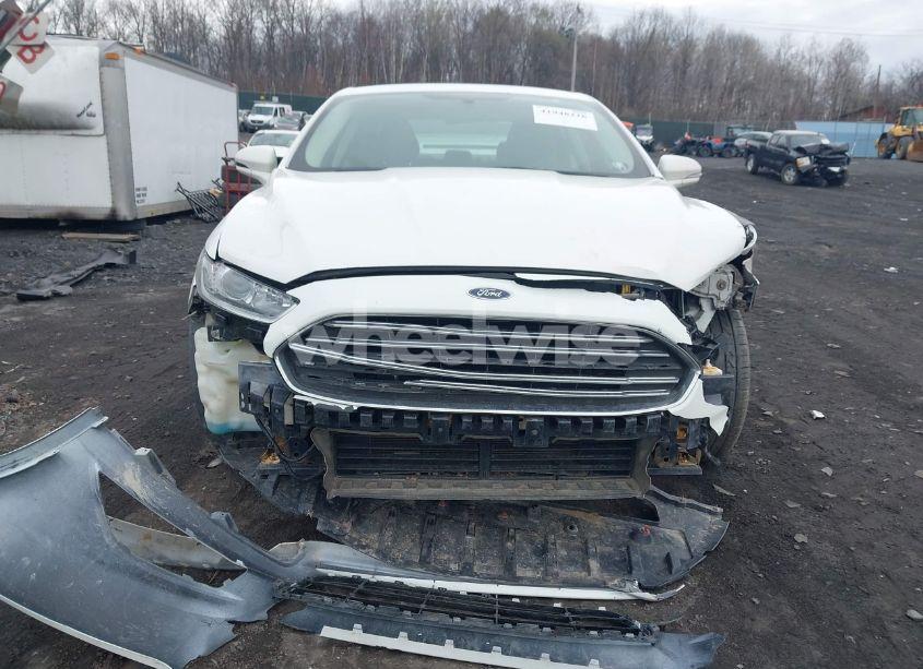 Photo 6 of 2014 Ford Fusion SE (VIN 3FA6P0H76ER115562)