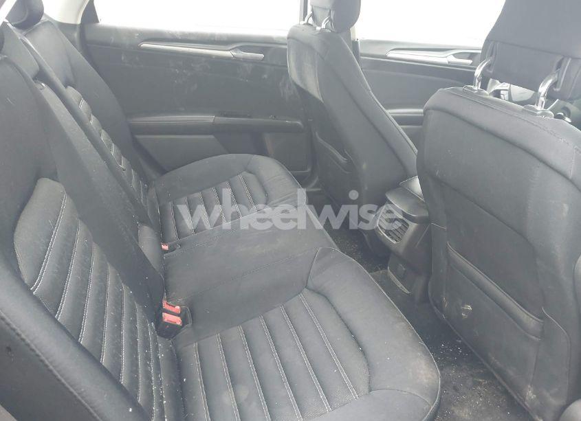 Photo 8 of 2014 Ford Fusion SE (VIN 3FA6P0H76ER115562)